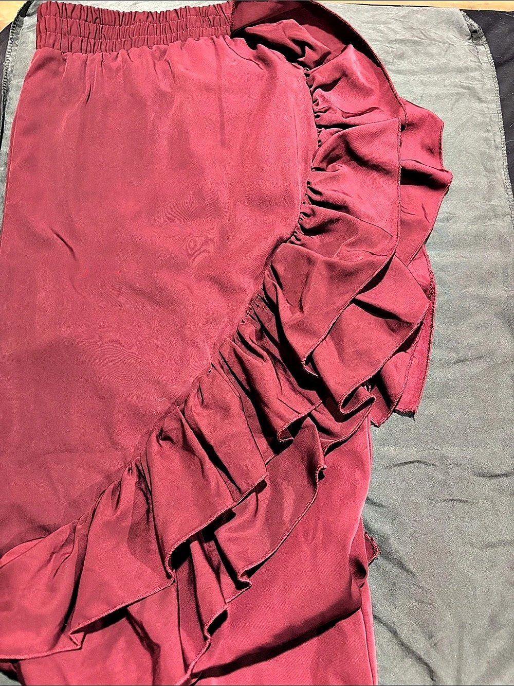 ASOS Curve -  Ruffle Jogger Pants - Plum Color Size 16 - Perfect for Fall